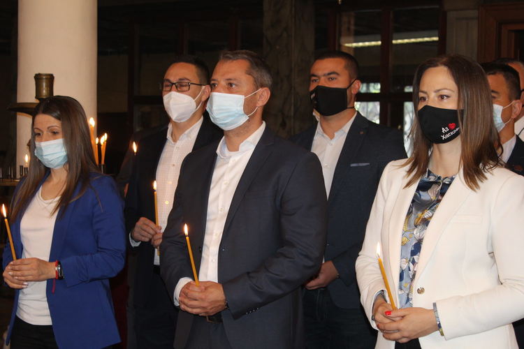 ГЕРБ-СДС откри кампанията си в Хасково с водосвет 