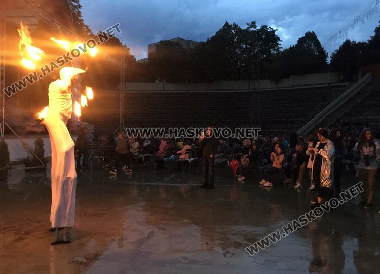 Хасково отново приветства фестивала „Театър, обичам те!“