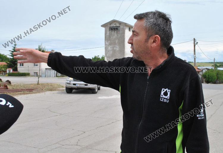 Разчистват занемарено игрище в &bdquo;Болярово&ldquo;