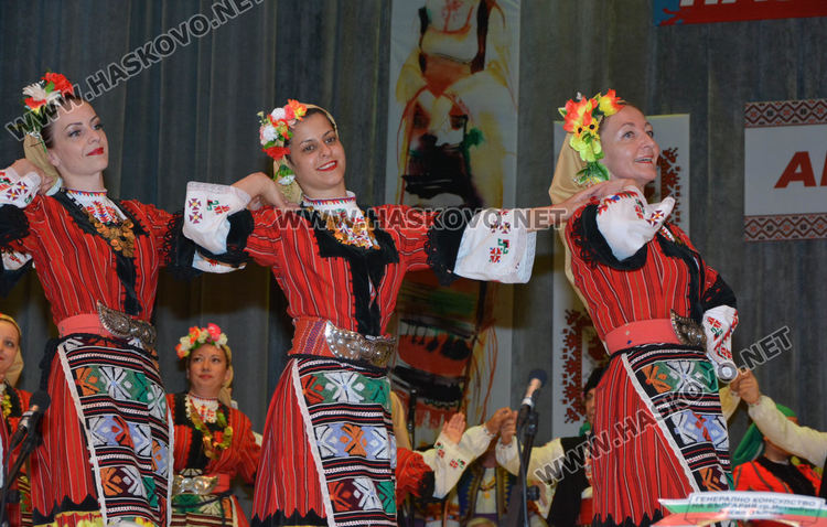 Хасковският ансамбъл „Китна Тракия“ отбеляза 60 г. с концерт