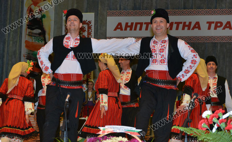 Хасковският ансамбъл „Китна Тракия“ отбеляза 60 г. с концерт