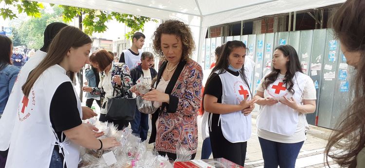 Младежите от БМЧК с нови инициативи за рождения ден на своята организация