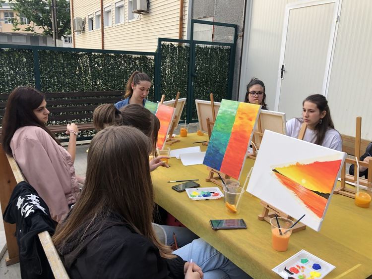 Изкуството срещу зависимостите по проект на Министерството намладежта и спорта