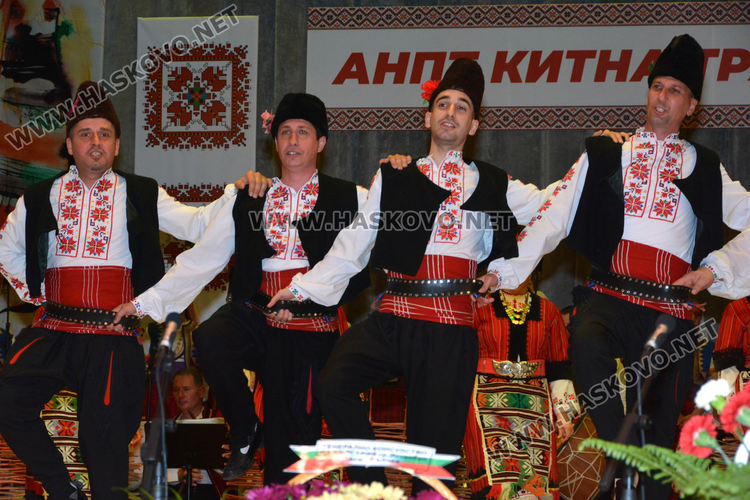 Хасковският ансамбъл „Китна Тракия“ отбеляза 60 г. с концерт