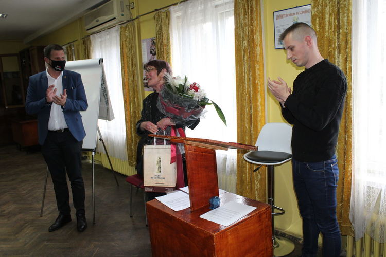 Подаръци и изненади за Диди Ганева за 70-годишнината й