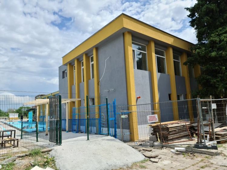 Официално откриват реновираната щанги зала "Иван Веселинов"