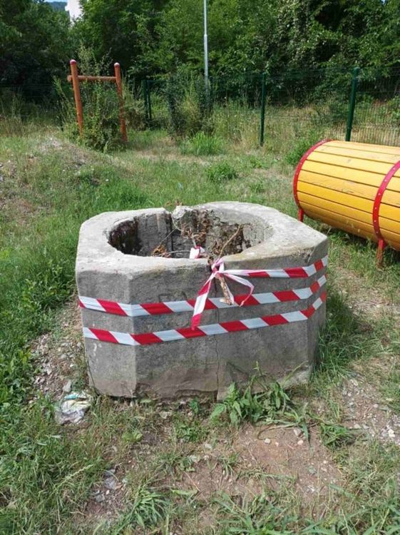 Временно затварят зона за разходка на кучета в кв."Запад"