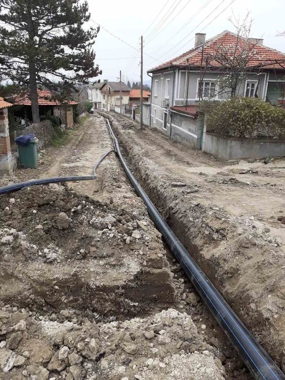 Ремонтираха ул."Отец Паисий" в село Долнослав (снимки)