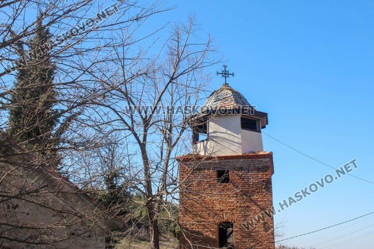 Приятна разходка за цялото семейство до "Тайните водопади" край Малко градище