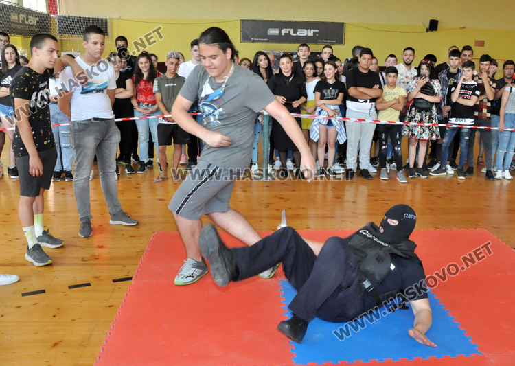 Стефан Бакалов, отдел „Борба с наркотрафика“, АМ: Наркотиците стават все по-евтини, все по-достъпни и все по-опасни 