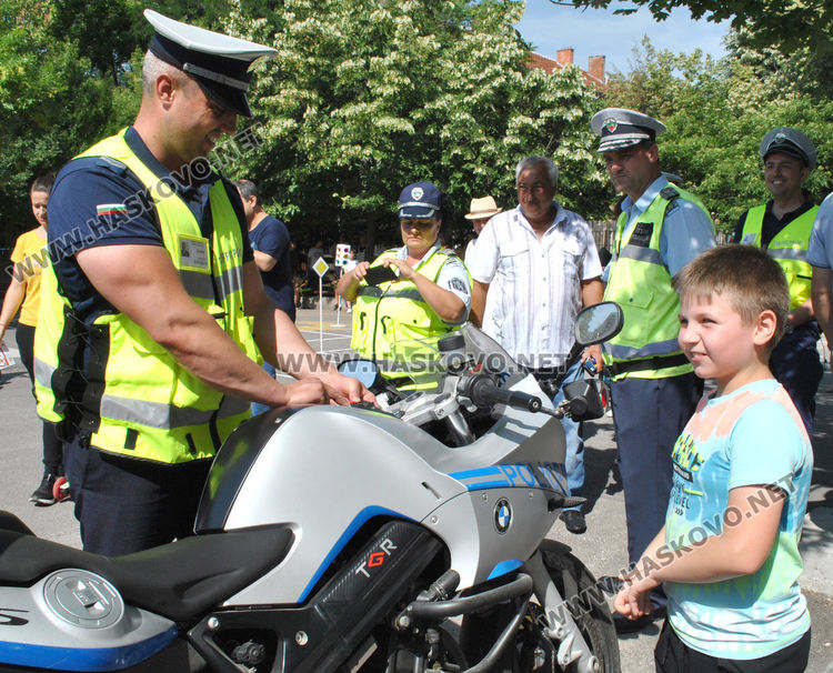 Акция за пътна безопасност в училище „Васил Левски“