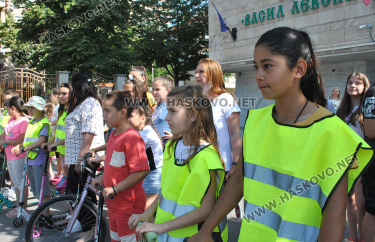 Акция за пътна безопасност в училище „Васил Левски“