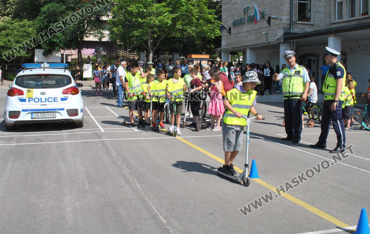 Акция за пътна безопасност в училище „Васил Левски“