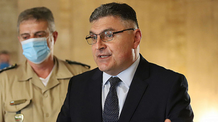 Намериха черната кутия на падналия в Черно море МиГ