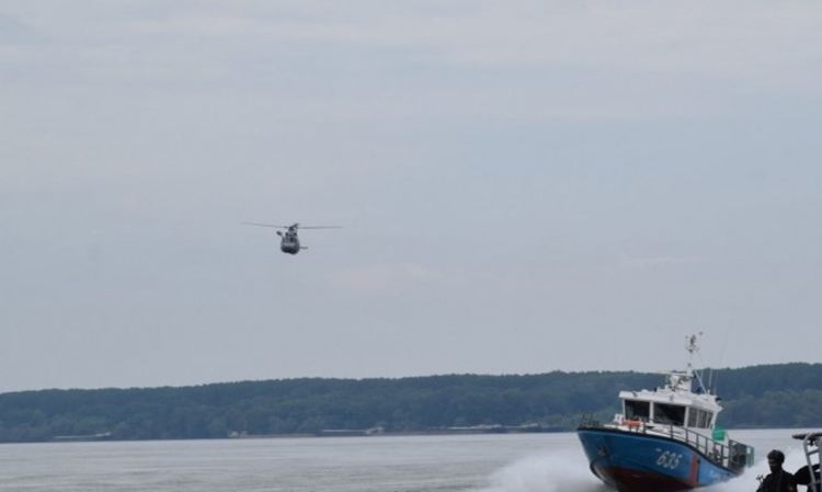 Издирват млад мъж във водите на река Дунав