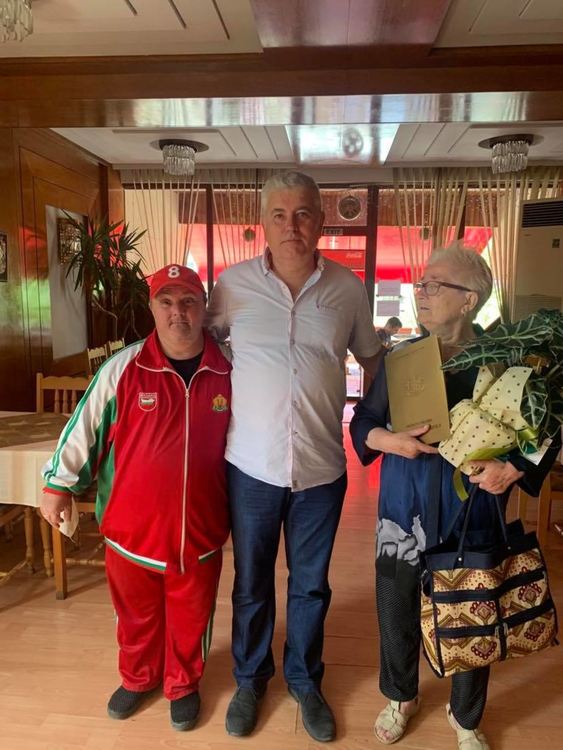 Съюзът на инвалидите се събра отчетно-изборно, областният ги поздрави  