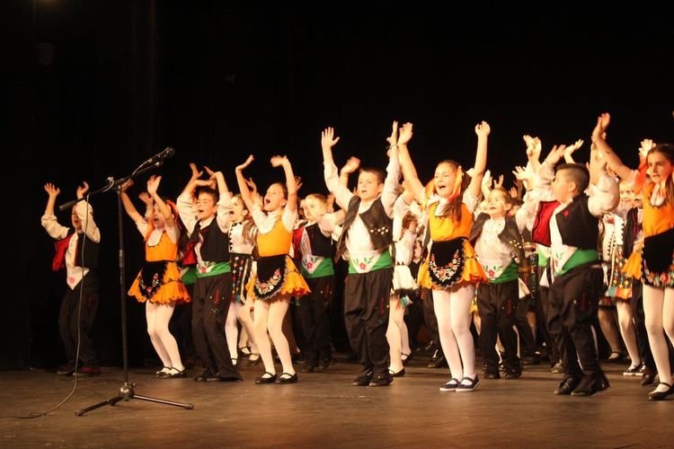 Ансамбъл „Хасково“ постави финал на творческия сезон с два концерта