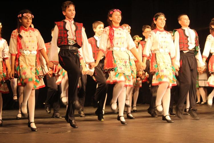 Ансамбъл „Хасково“ постави финал на творческия сезон с два концерта