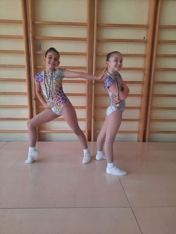 15 медала за състезателите на „Мега спорт“ от национален турнир по аеробика