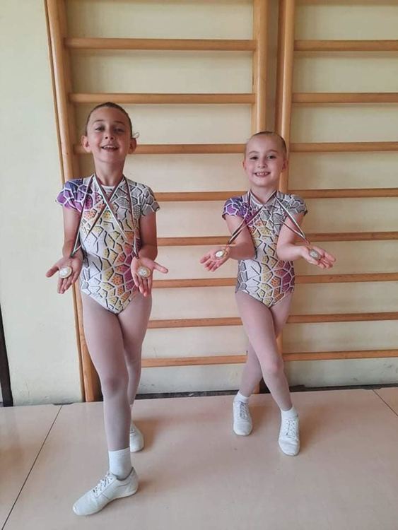 15 медала за състезателите на „Мега спорт“ от национален турнир по аеробика