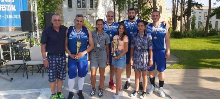 Волейболистите от РК „Спорт и здраве” от Кърджали със сребърен медал на спортния фестивал във Варна