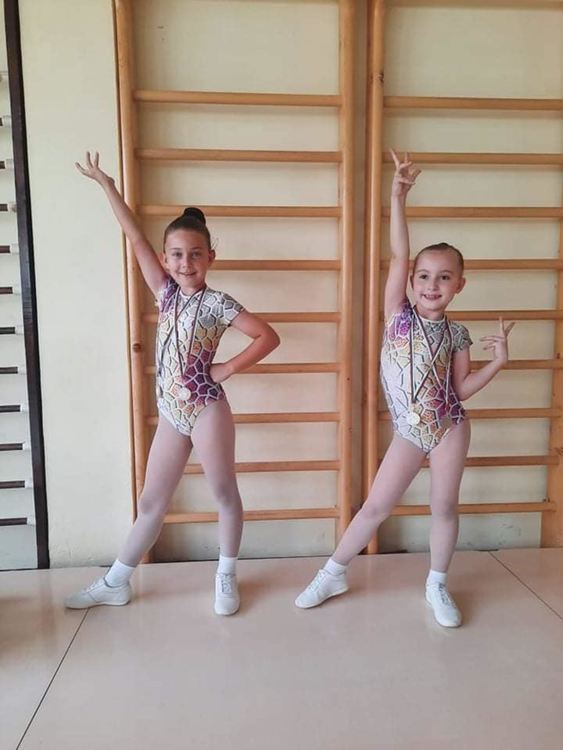 15 медала за състезателите на „Мега спорт“ от национален турнир по аеробика