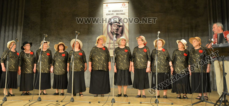 На гала концерт наградиха отличените на 22-рия Конкурс  „С песните на Ари“