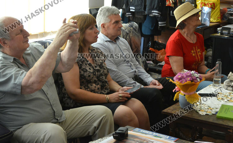 16-годишната Милена Димитрова показа своето вдъхновение от цветове