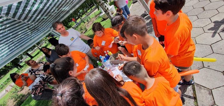 За повече забавления мечтаят децата на Първомай