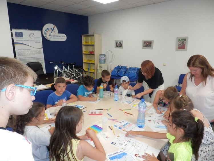 Деца с нови знания за историята на Европейския съюз