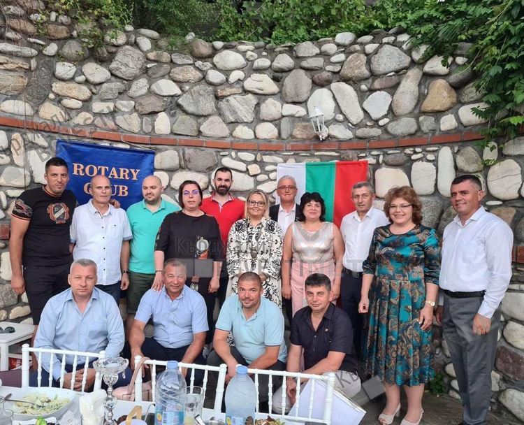 Айтен Сабри е новият президент на Ротари клуб Момчилград