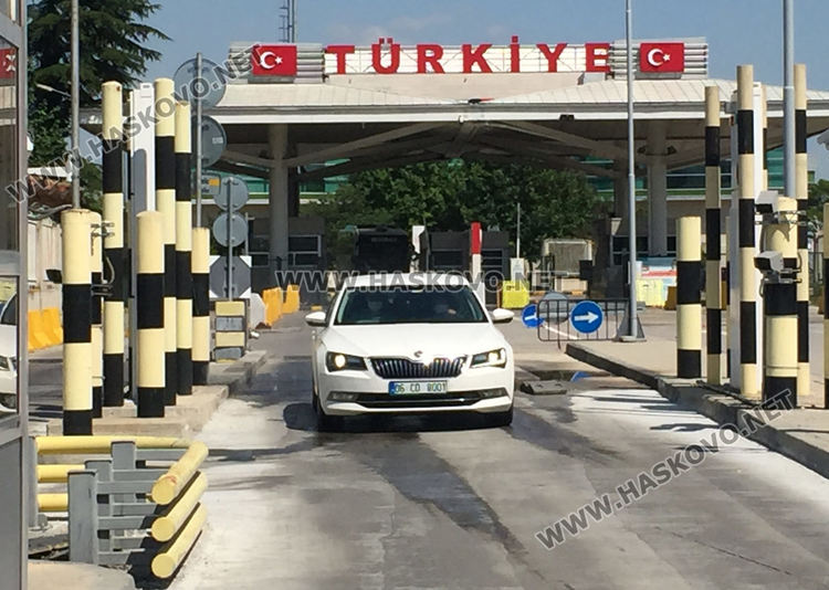 НАП прибира всеки ден кеша от “златния гьол”