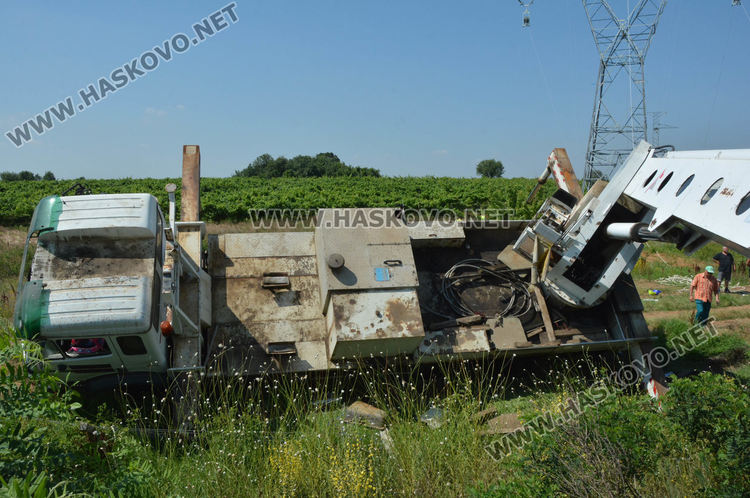 Обърната вишка затвори платното към Харманли на АМ ”Марица”