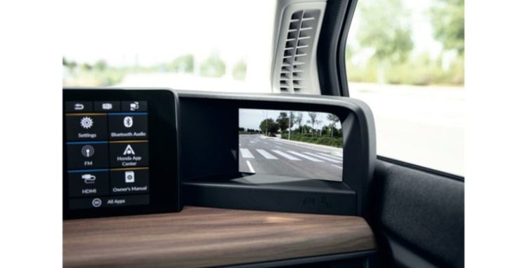 Honda e пристигна в България