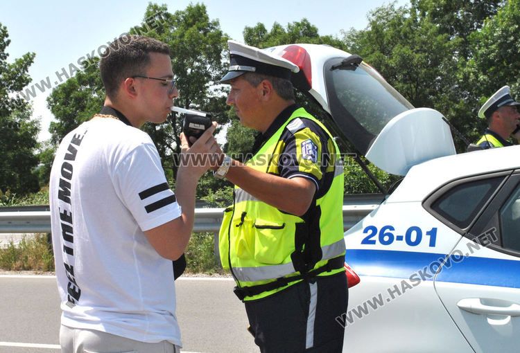 Три коли катастрофираха до Бирената, едната излетя от пътя