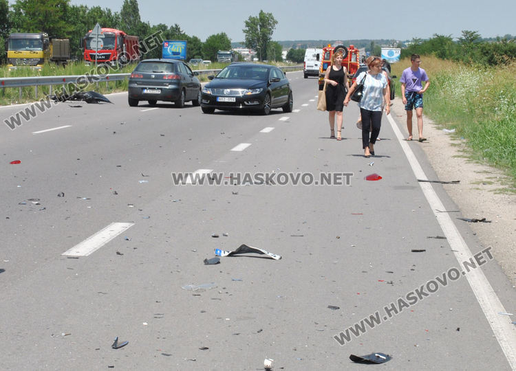 Три коли катастрофираха до Бирената, едната излетя от пътя