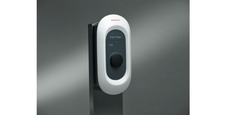 Honda e пристигна в България