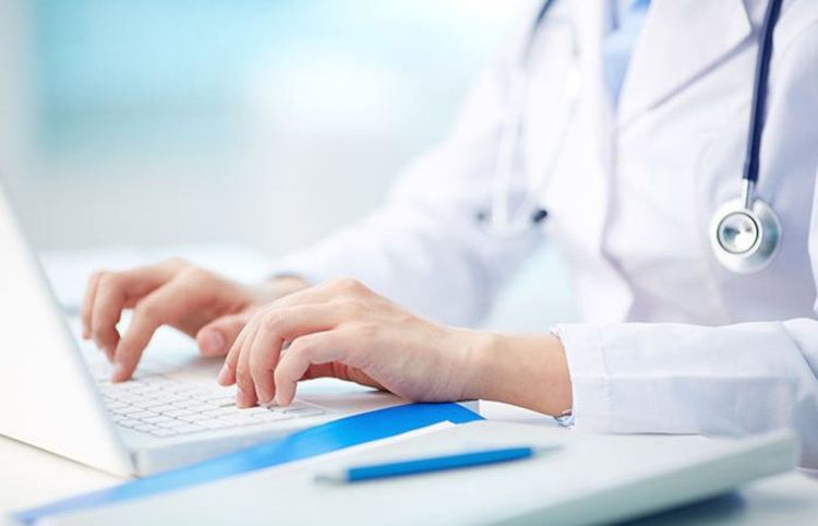 Облекчение: от днес всички действат с електронни рецептурни книжки