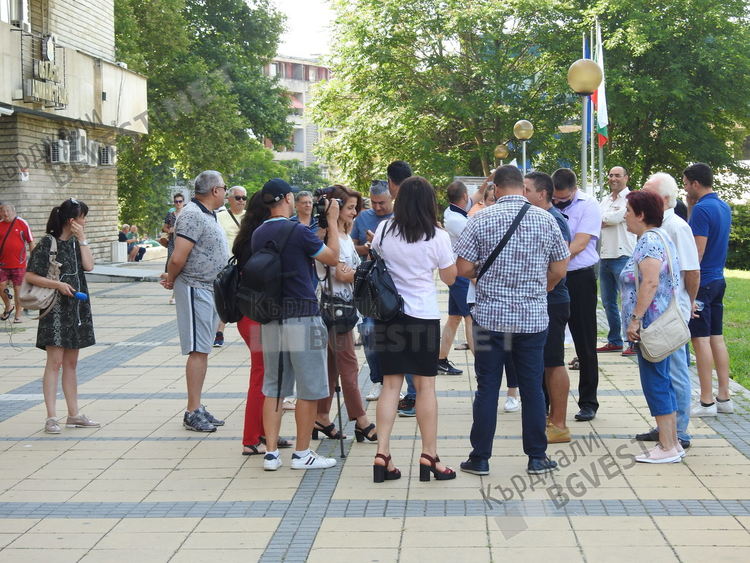 Протестиращите от кв."Байкал" с нова жалба до главния прокурор
