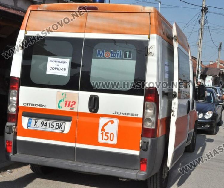 Мобилен кабинет за ваксинация срещу Ковид-19 в кв.“Възраждане“ днес