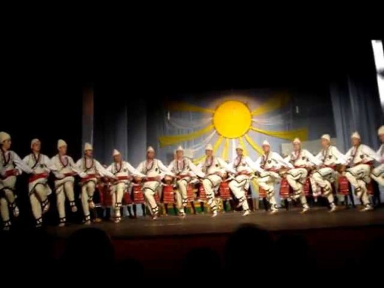 Емблематичният фолклорен ансамбъл "Граово" е представен в изложба на Държавен архив-Перник