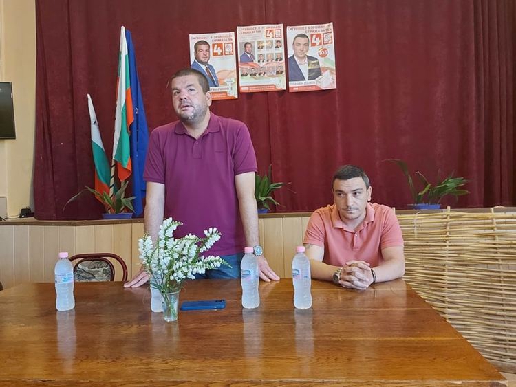 Владимир Маринов: Хората в малките населени места са герои в живота, защото с упоритост и трудолюбие продължават да работят