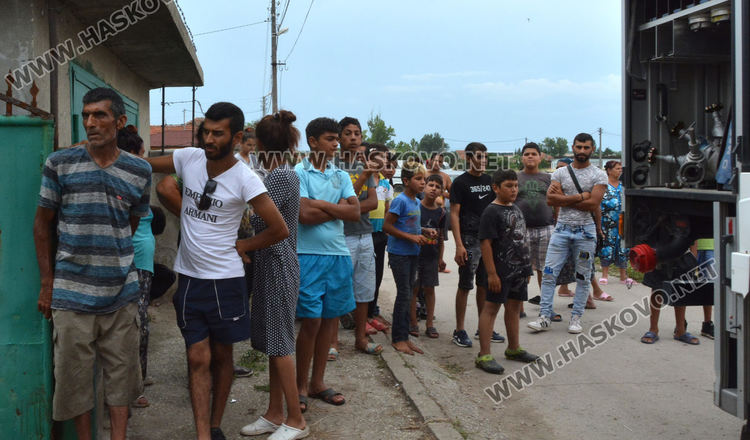 Търсят дете при пожар в къща в с.Узунджово