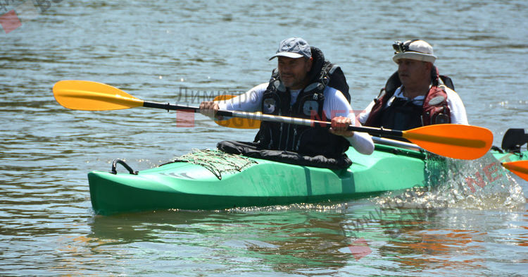 Каяци "превземат" водите на река Марица при Димитровград