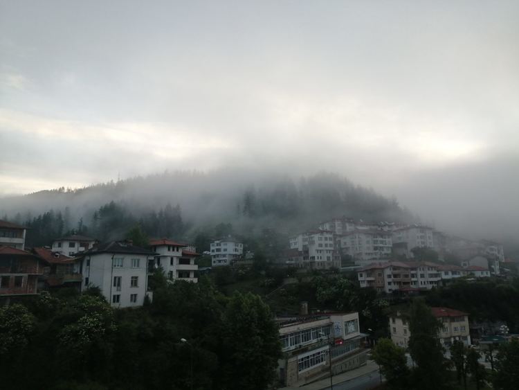 След вчерашните бури - хладно и отново с превалявания