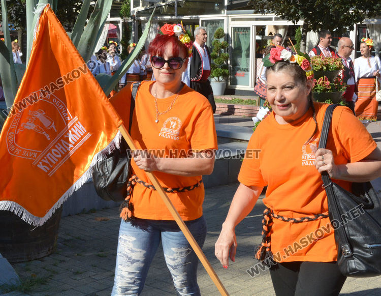  Над 1000 танцьори от 30 клуба на „Хайдушка софра“ в Хасково