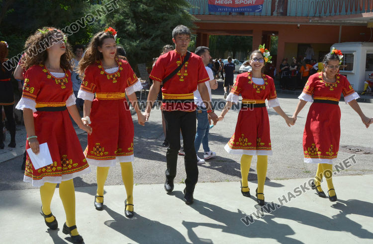  Над 1000 танцьори от 30 клуба на „Хайдушка софра“ в Хасково