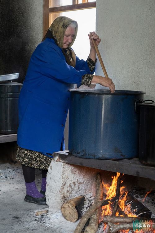 В Горна Арда сготвиха кешкек за курбан и посрещнаха гости на Предой