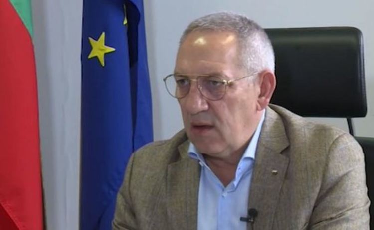 И в министерството на спорта са раздавани 100% авансови плащания