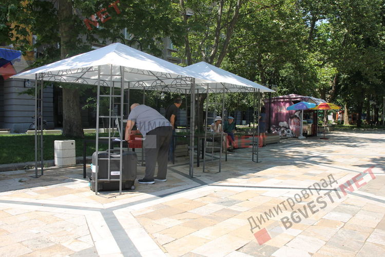 Днес всеки желаещ може да гласува тестово с машина в центъра на Димитровград